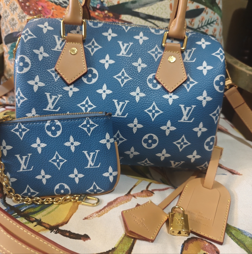 Beautiful Blue Monogram Set New